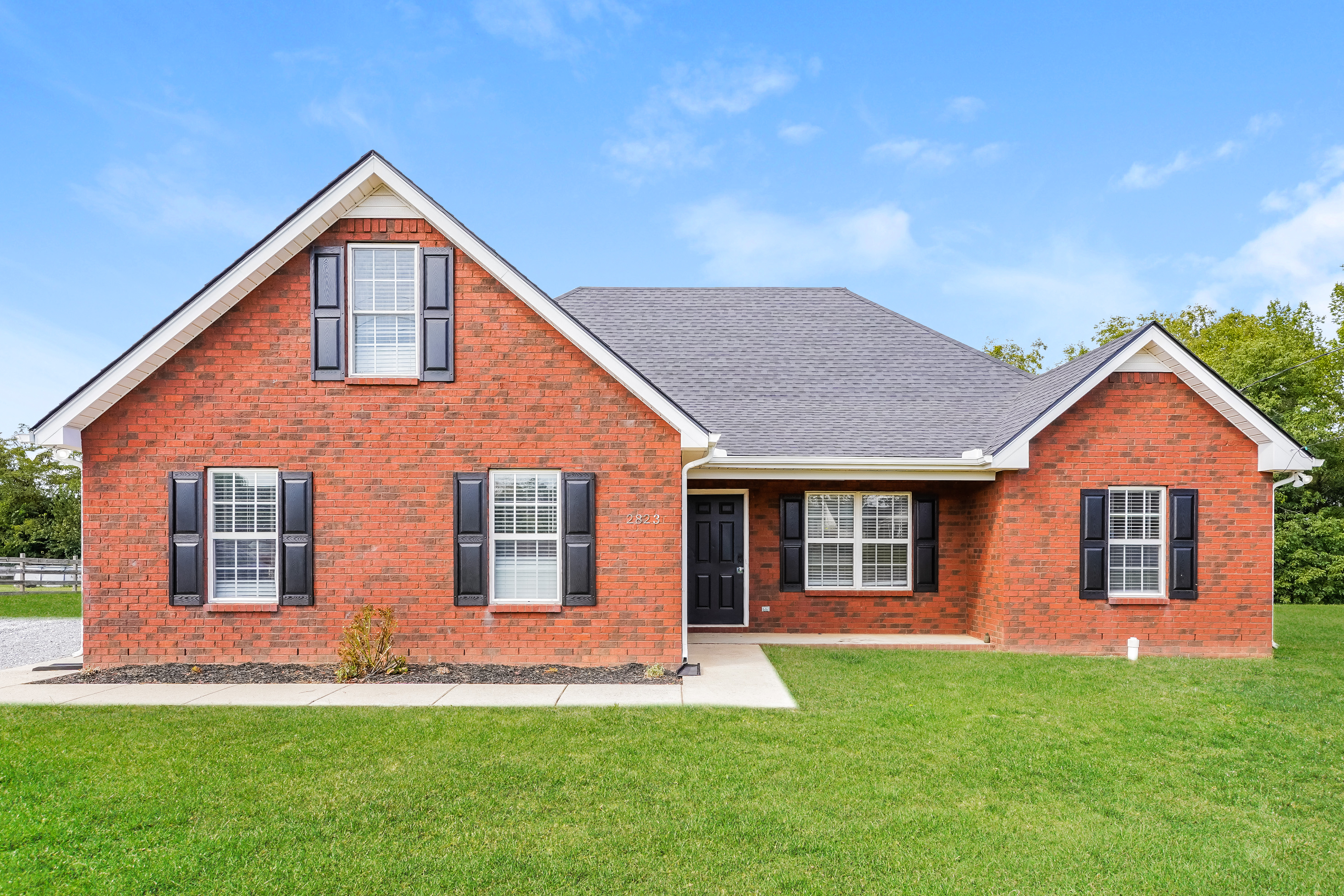 2823 RIDGEWOOD DR CHRISTIANA, TN 37037